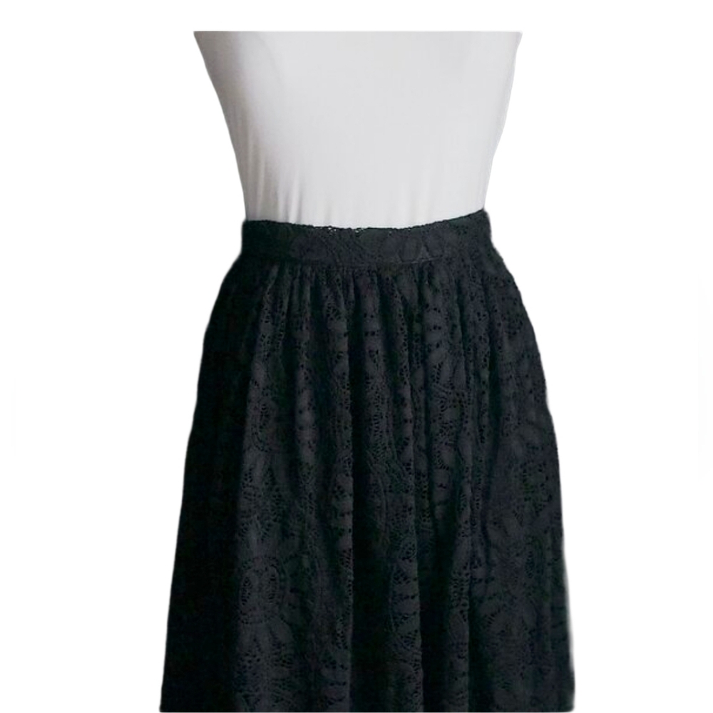 Xhilaration | Beautiful Black Lace Skirt w Scalloped Hem
